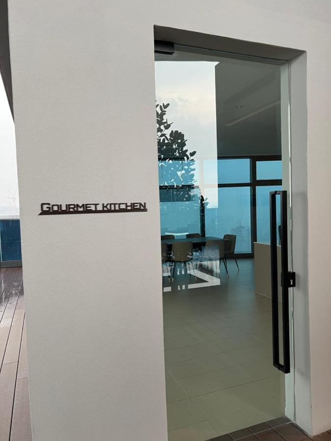 Crystal Suites At Eaton Klcc * Kuala Lumpur