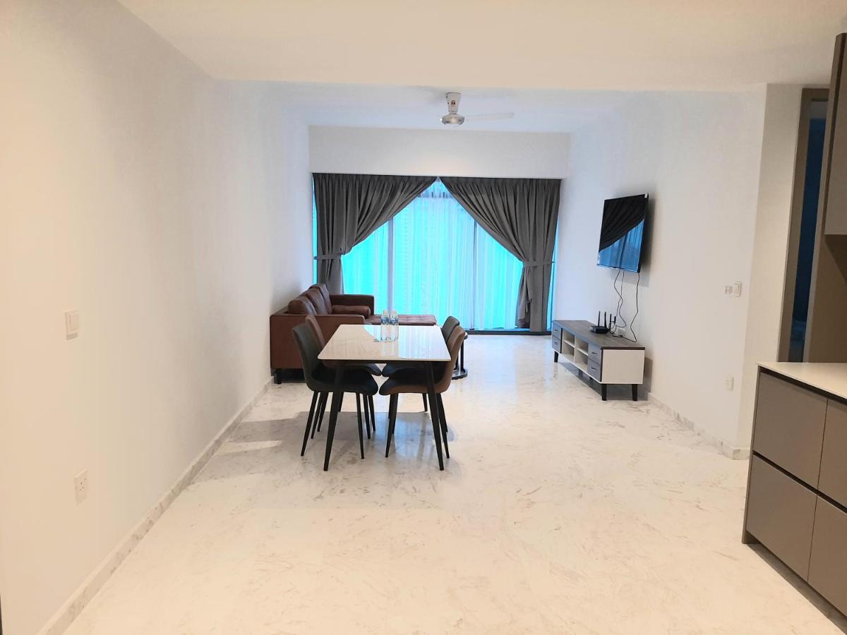 Crystal Suites At Eaton Klcc Pangsapuri Kuala Lumpur