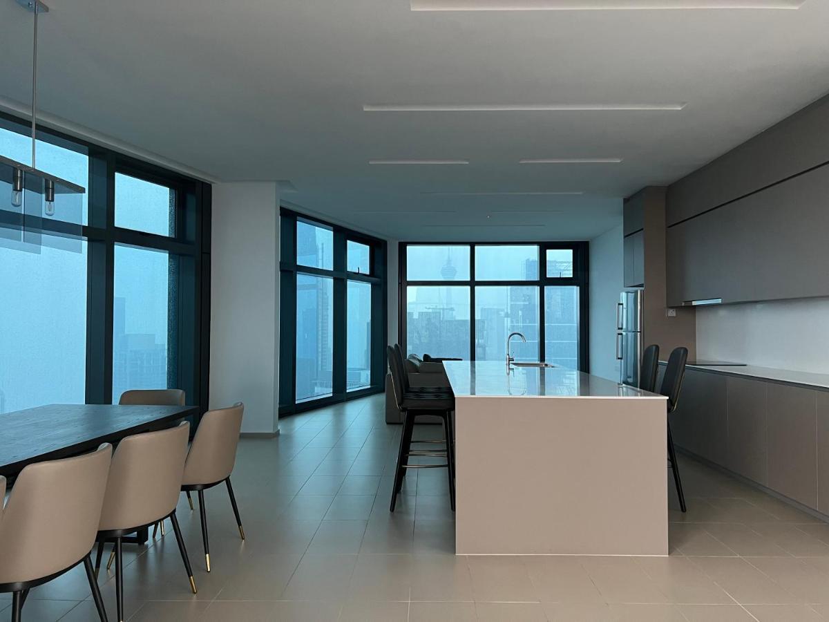 Crystal Suites At Eaton Klcc Apartment